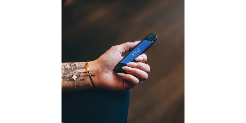 juul device black juul pods dubai buy juul uae where to buy juul pods in dubai myle myle starter pack myle pods dubai myle uae pod myle sprk v4 device sprk v4 pods